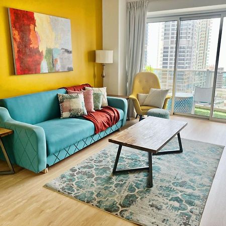 Newly Renovated Marina & Sea View Family Condo Dubái Exterior foto