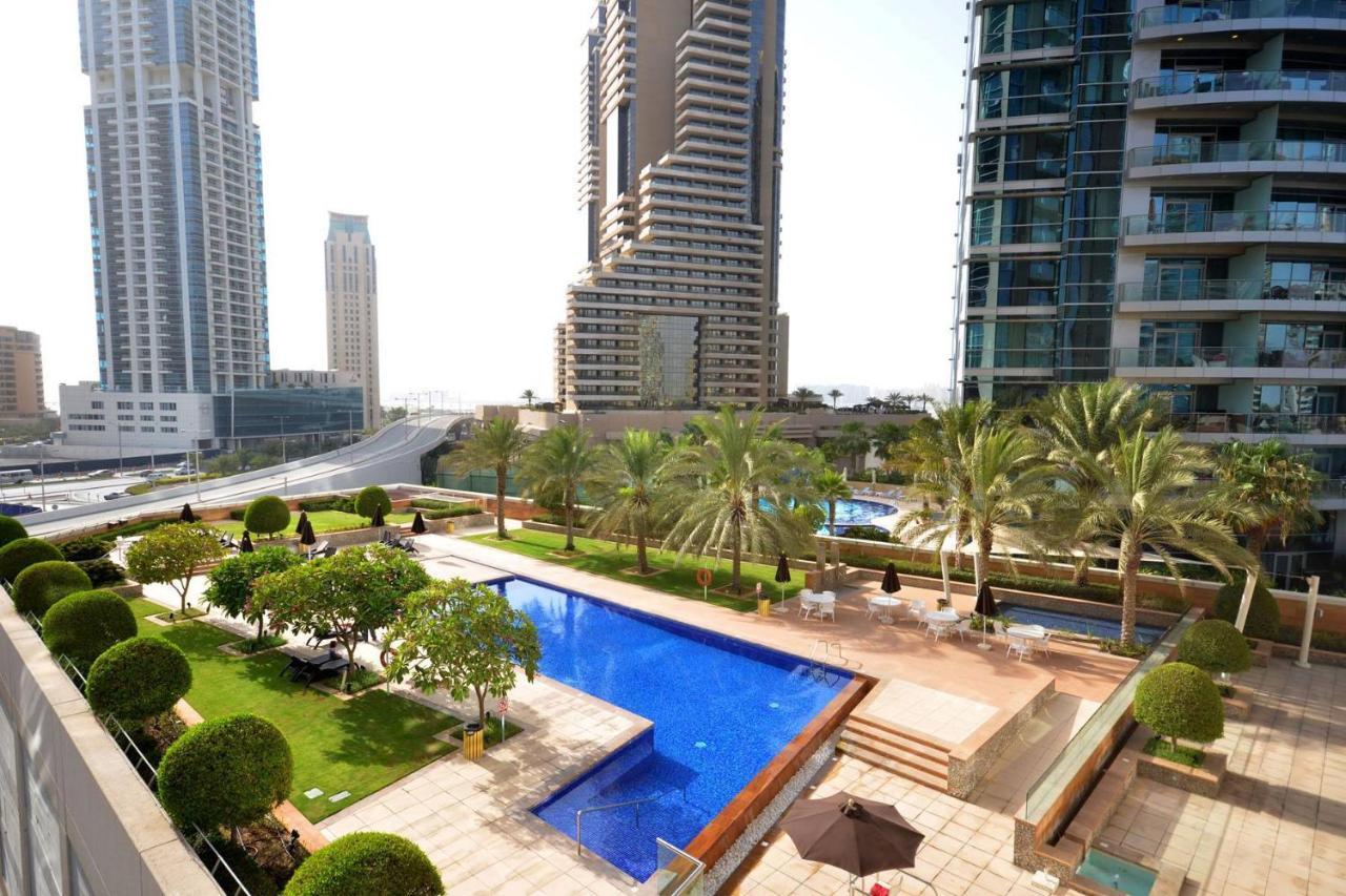 Newly Renovated Marina & Sea View Family Condo Dubái Exterior foto
