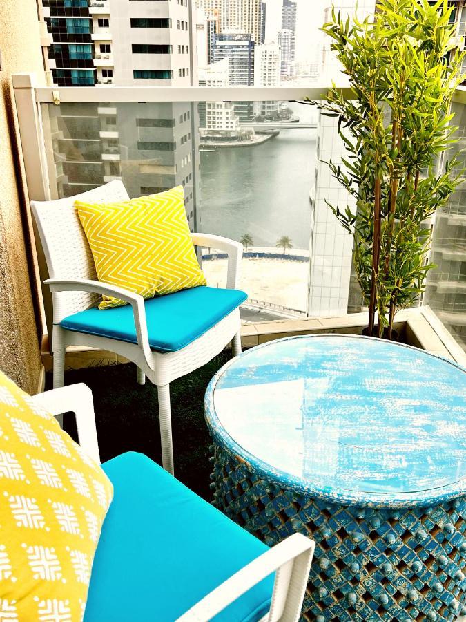 Newly Renovated Marina & Sea View Family Condo Dubái Exterior foto